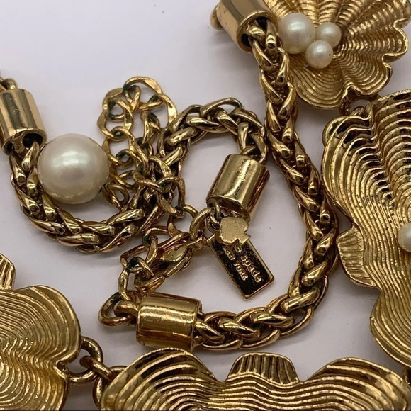 Kate Spade Monterey Bay Shell Necklace - Picture 3 of 4